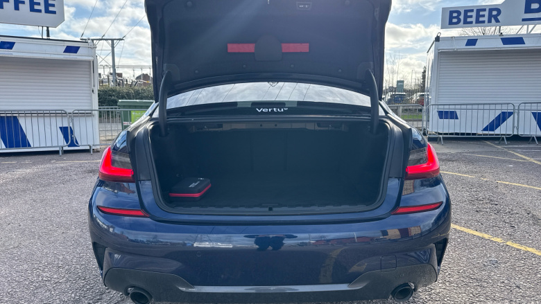 BMW 3 Series 330e M Sport Pro Edition 4dr Step Auto Saloon